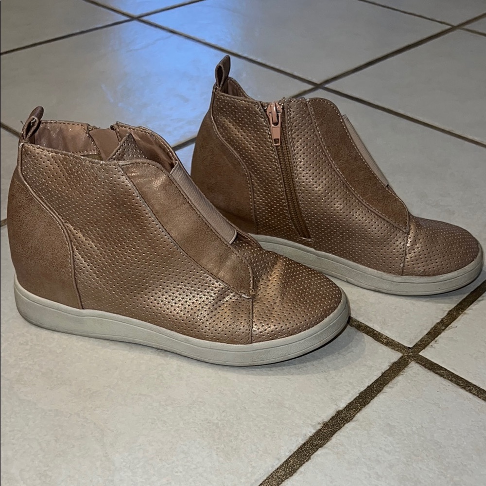 Mia Girls Metallic High-Top Sneakers
